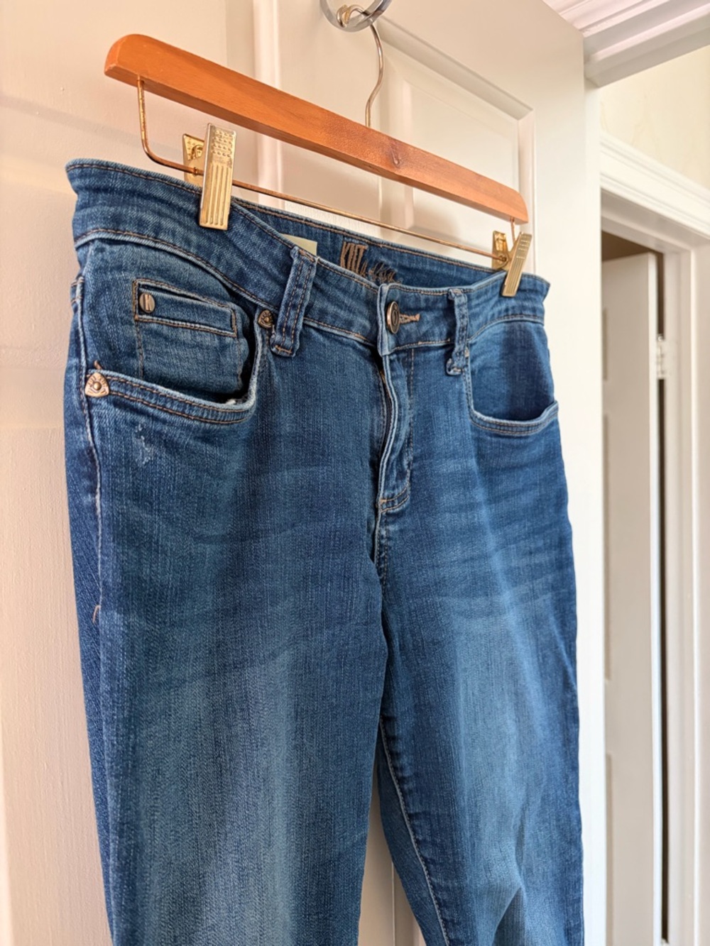 Kut from the cloth/ Carlo Ankle Skinny Med. Wash Blue Jeans